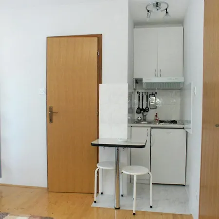 By The Sea Komiza, Vis - 2429 Apartamento Komiža