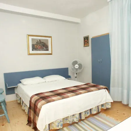 Appartement By The Sea Komiza, Vis - 2429 *