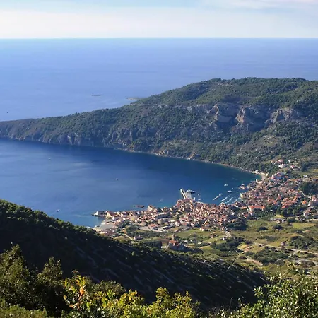 Appartement By The Sea Komiza, Vis - 2429 *